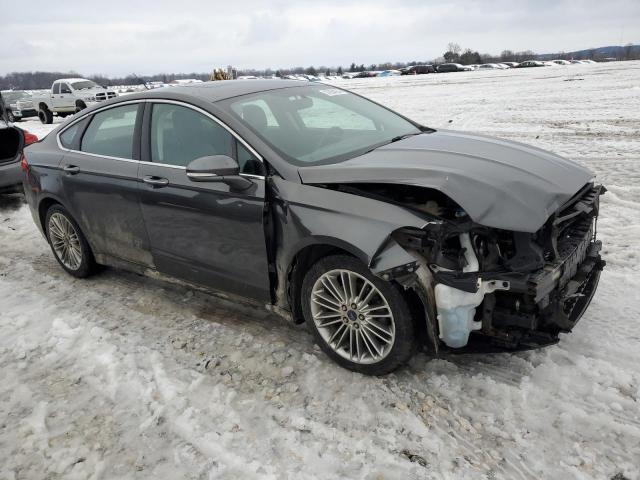 3FA6P0T92FR265761 - 2015 FORD FUSION SE GRAY photo 4