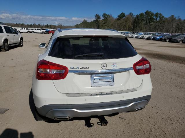 WDCTG4EB9JJ422428 - 2018 MERCEDES-BENZ GLA 250 WHITE photo 6