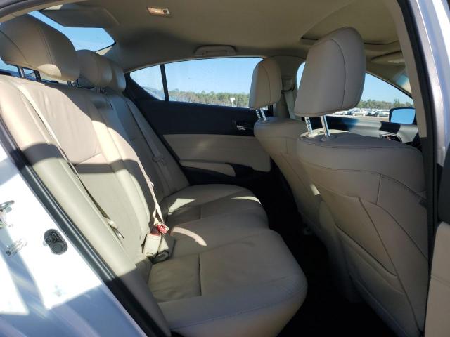 19VDE1F71FE009179 - 2015 ACURA ILX 20 TECH WHITE photo 10