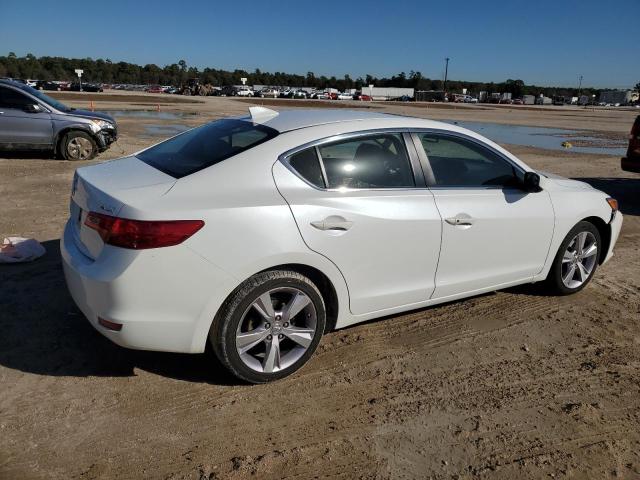 19VDE1F71FE009179 - 2015 ACURA ILX 20 TECH WHITE photo 3