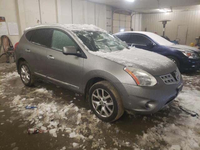 JN8AS5MV6DW134746 - 2013 NISSAN ROGUE S GRAY photo 4