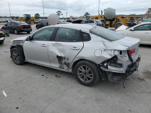 5XXGT4L32LG438444 - 2020 KIA OPTIMA LX SILVER photo 2