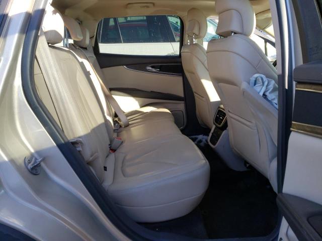 2LMPJ8LR2HBL12996 - 2017 LINCOLN MKX RESERVE Կրեմագույն լուսանկար 11