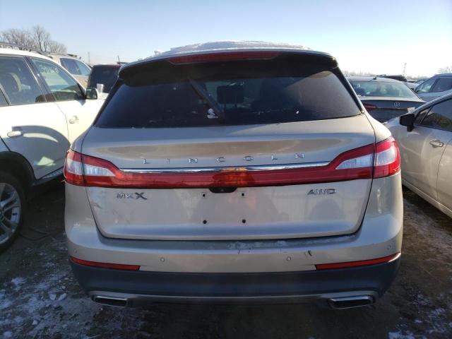 2LMPJ8LR2HBL12996 - 2017 LINCOLN MKX RESERVE CREAM photo 6