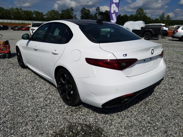 ZARFAECN4J7595915 - 2018 ALFA ROMEO GIULIA TI  photo 3