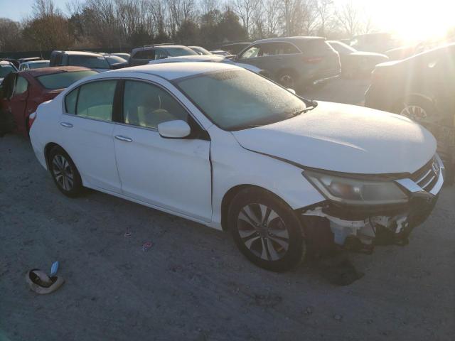 1HGCR2F38FA275331 - 2015 HONDA ACCORD LX WHITE photo 4