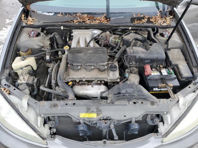 4T1BF32K92U527405 - 2002 TOYOTA CAMRY LE SILVER photo 11