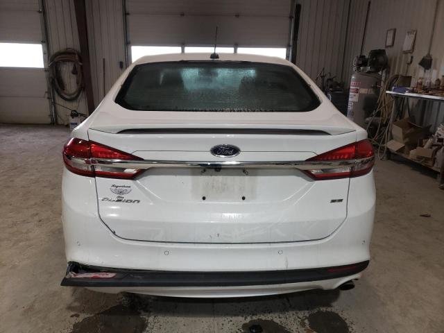 3FA6P0H75HR170184 - 2017 FORD FUSION SE WHITE photo 6