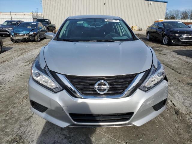 1N4AL3AP3HC221648 - 2017 NISSAN ALTIMA 2.5 SILVER photo 5