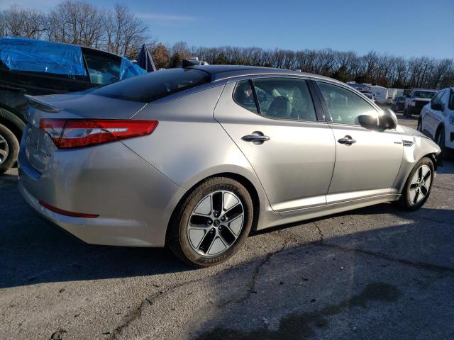 KNAGM4AD1D5057583 - 2013 KIA OPTIMA HYBRID SILVER photo 3