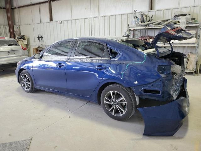 3KPF24AD1PE675239 - 2023 KIA FORTE LX BLUE photo 2