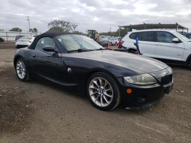 4USBT33545LR70829 - 2005 BMW Z4 2.5 BLACK photo 4