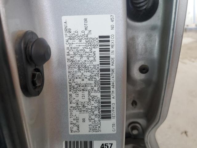3TMJU4GN6AM093087 - 2010 TOYOTA TACOMA DOUBLE CAB PRERUNNER SILVER photo 12