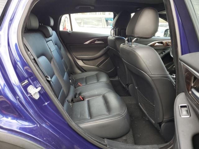 SJKCH5CR0HA031183 - 2017 INFINITI QX30 BASE BLUE photo 10