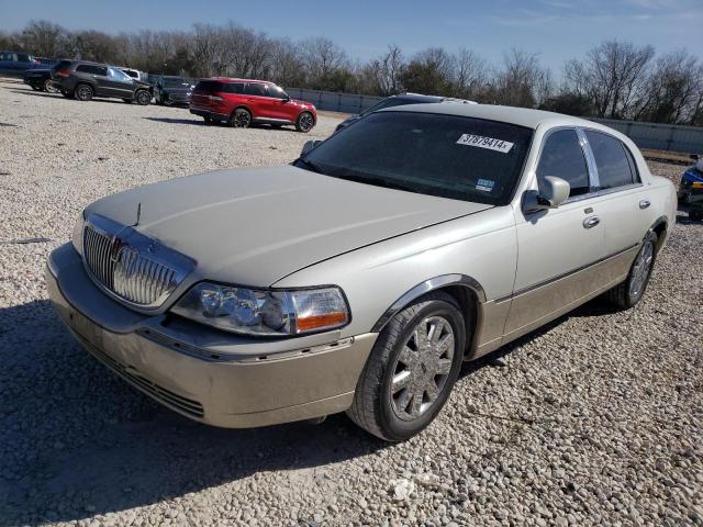 2005 LINCOLN TOWN CAR SIGNATURE LIMITED, 