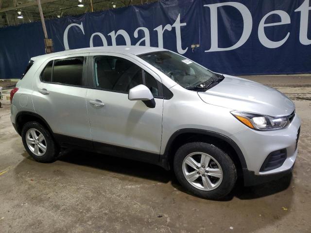 KL7CJNSM5NB552268 - 2022 CHEVROLET TRAX LS SILVER photo 4