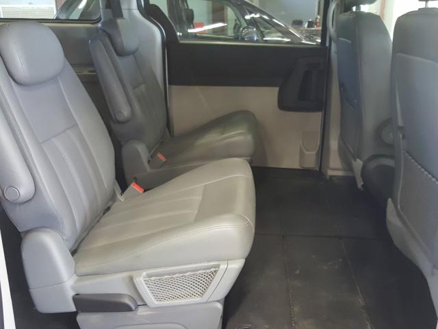 2D4RN4DE8AR202973 - 2010 DODGE GRAND CARAVAN SE  photo 6