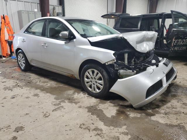 KNAFU4A21A5824225 - 2010 KIA FORTE EX SILVER photo 4