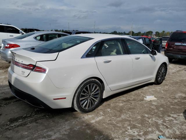 3LN6L5C91KR621450 - 2019 LINCOLN MKZ RESERVE I WHITE photo 3