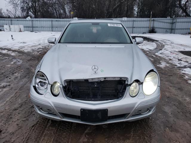 WDBUF87X68B195750 - 2008 MERCEDES-BENZ E 350 4MATIC SILVER photo 5