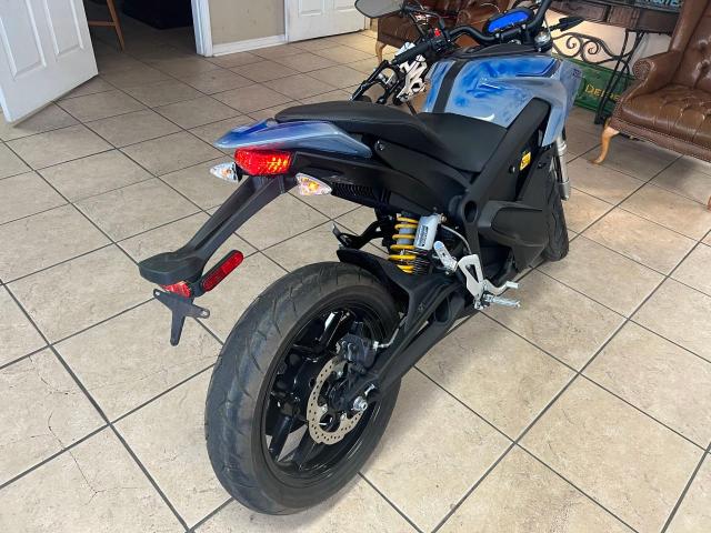 538SMMZ49MCA15878 - 2021 ZERO MOTORCYCLES INC S BLUE photo 4
