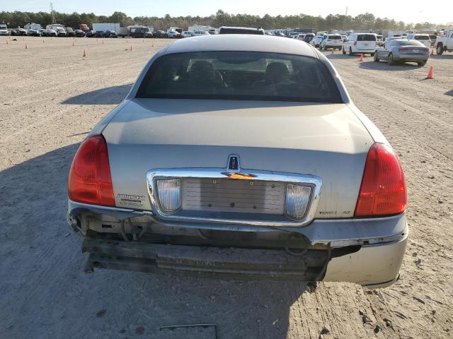 1LNHM81W04Y650717 - 2004 LINCOLN TOWN CAR EXECUTIVE GOLD photo 6