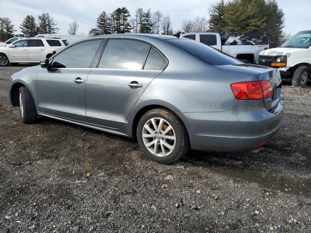 3VWDP7AJ3DM253276 - 2013 VOLKSWAGEN JETTA SE GRAY photo 2