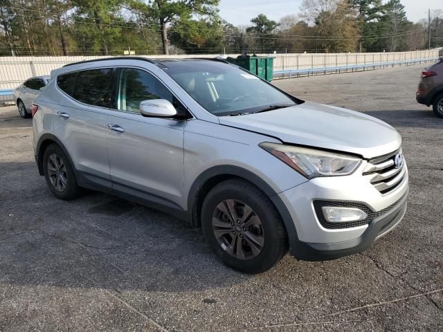 5XYZU3LB0GG341638 - 2016 HYUNDAI SANTA FE S SILVER photo 4