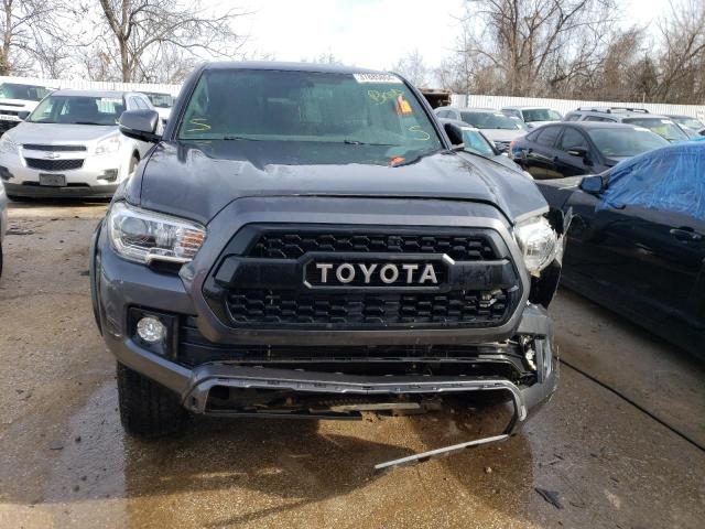 3TMCZ5AN1HM119775 - 2017 TOYOTA TACOMA DOUBLE CAB GRAY photo 5