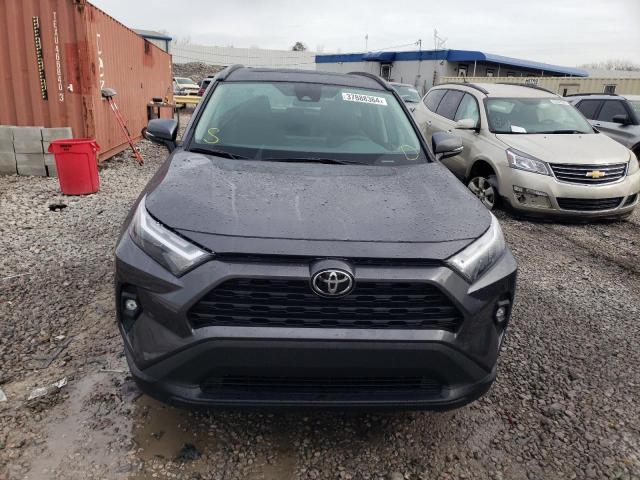 2T3C1RFV5RC255402 - 2024 TOYOTA RAV4 XLE PREMIUM GRAY photo 5