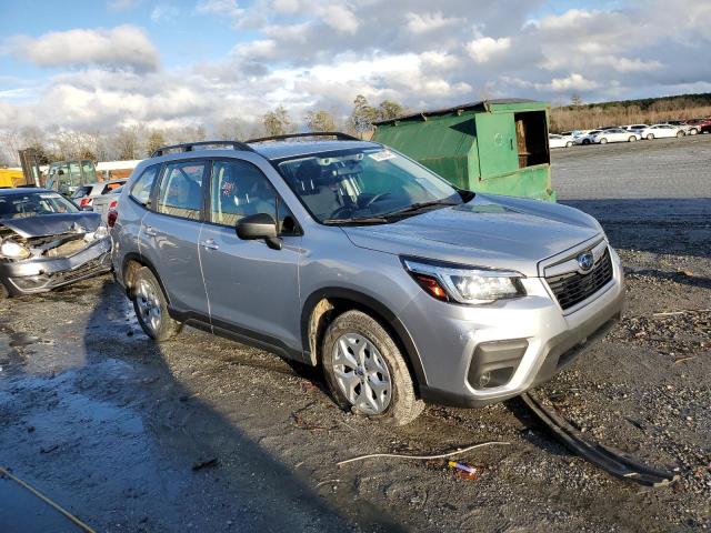 JF2SKACC6KH537010 - 2019 SUBARU FORESTER SILVER photo 4