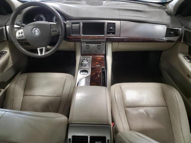 SAJWA0GB3ALR57755 - 2010 JAGUAR XF PREMIUM WHITE photo 8