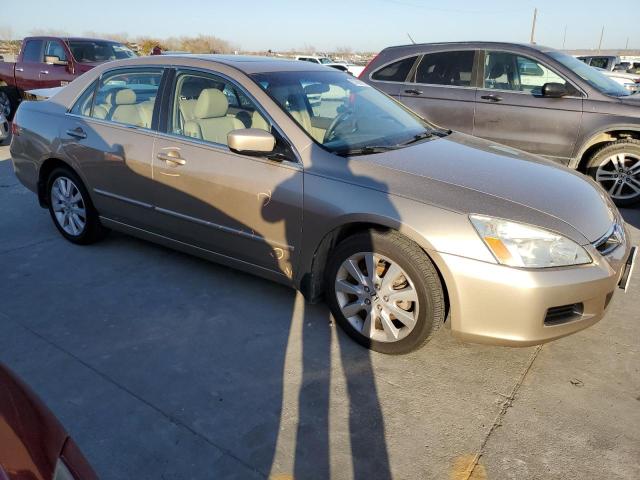 1HGCM66517A069731 - 2007 HONDA ACCORD EX GOLD photo 4