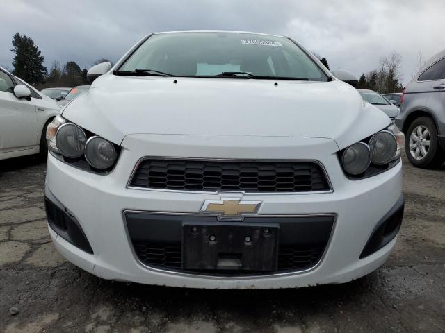 1G1JC6SG4F4210538 - 2015 CHEVROLET SONIC LT WHITE photo 5