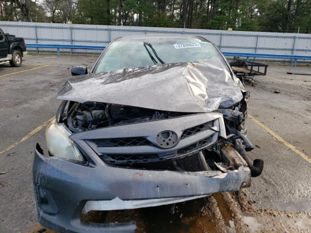 JTDBU4EE4BJ104366 - 2011 TOYOTA COROLLA BASE 灰色 照片 5