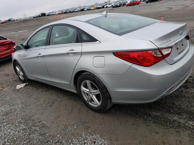 5NPEB4AC4DH523367 - 2013 HYUNDAI SONATA GLS SILVER photo 2