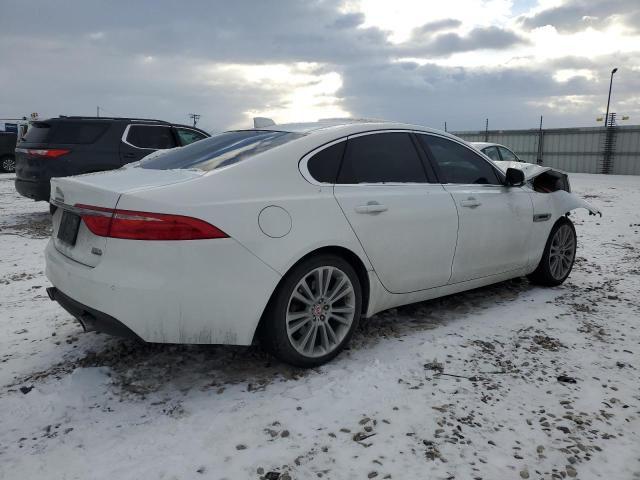 SAJBJ4BV7HCY31366 - 2017 JAGUAR XF PREMIUM WHITE photo 3