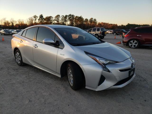 JTDKARFU2J3055795 - 2018 TOYOTA PRIUS SILVER photo 4