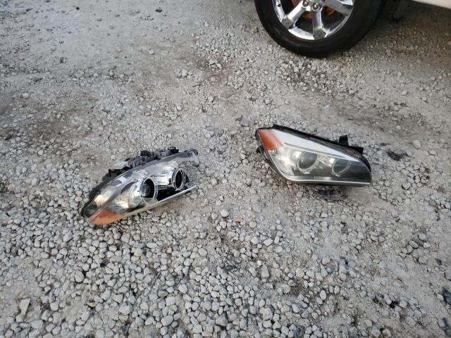 WBAVM5C54DVV90224 - 2013 BMW X1 XDRIVE35I WHITE photo 12