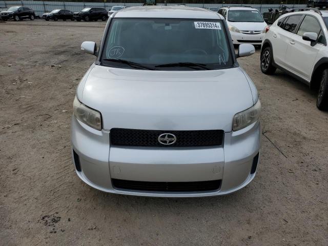 JTLKE50E481025545 - 2008 TOYOTA SCION XB SILVER photo 5