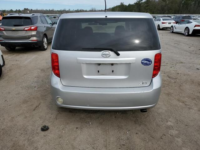 JTLKE50E481025545 - 2008 TOYOTA SCION XB SILVER photo 6