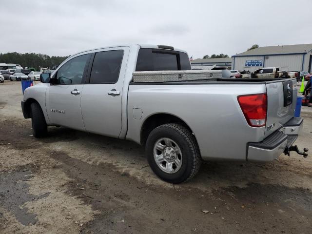 1N6BA07A26N548787 - 2006 NISSAN TITAN XE SILVER photo 2