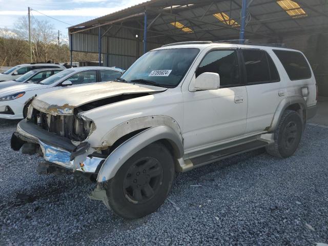 2000 TOYOTA 4RUNNER SR5, 