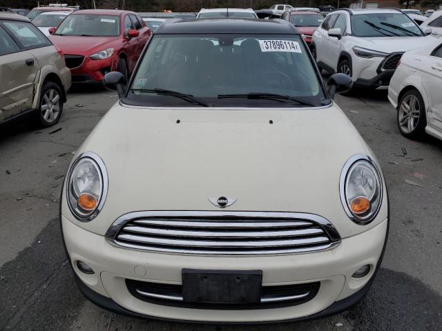 WMWZF3C52ET571457 - 2014 MINI COOPER CLUBMAN WHITE photo 5