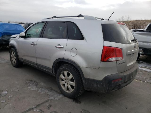 5XYKTDA20BG123950 - 2011 KIA SORENTO BASE SILVER photo 2