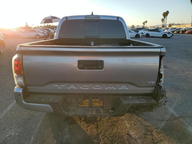 5TFCZ5ANXLX215598 - 2020 TOYOTA TACOMA DOUBLE CAB SILVER photo 6