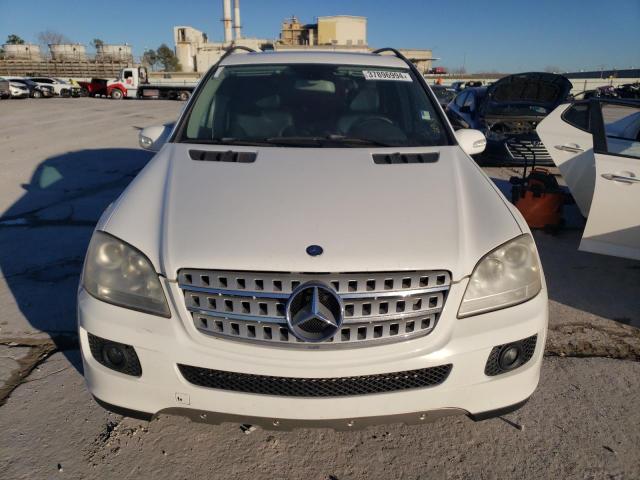 4JGBB75E67A200560 - 2007 MERCEDES-BENZ ML 500 WHITE photo 5