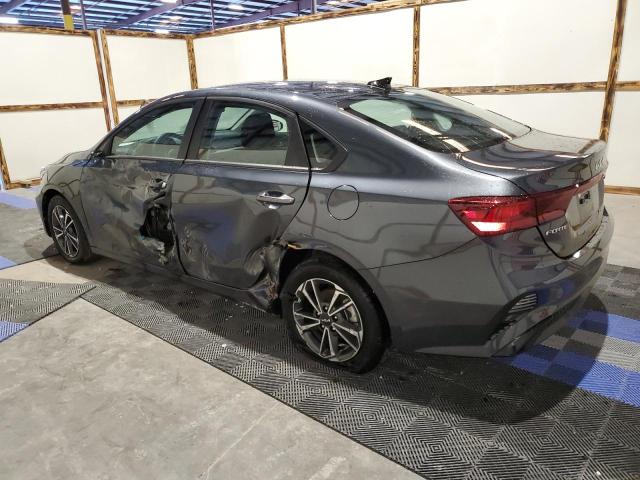 3KPF24AD8PE571881 - 2023 KIA FORTE LX CHARCOAL photo 2