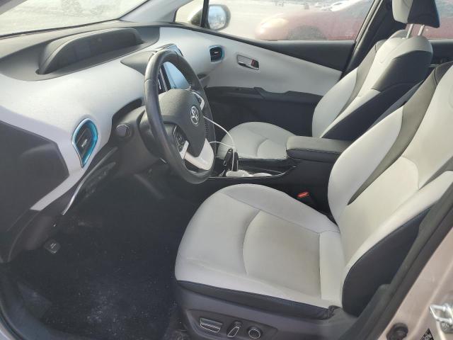 JTDKARFP2H3026737 - 2017 TOYOTA PRIUS PRIM 银色 照片 7