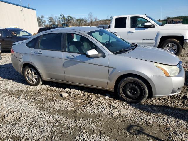 1FAHP36N69W217720 - 2009 FORD FOCUS SES SILVER photo 4